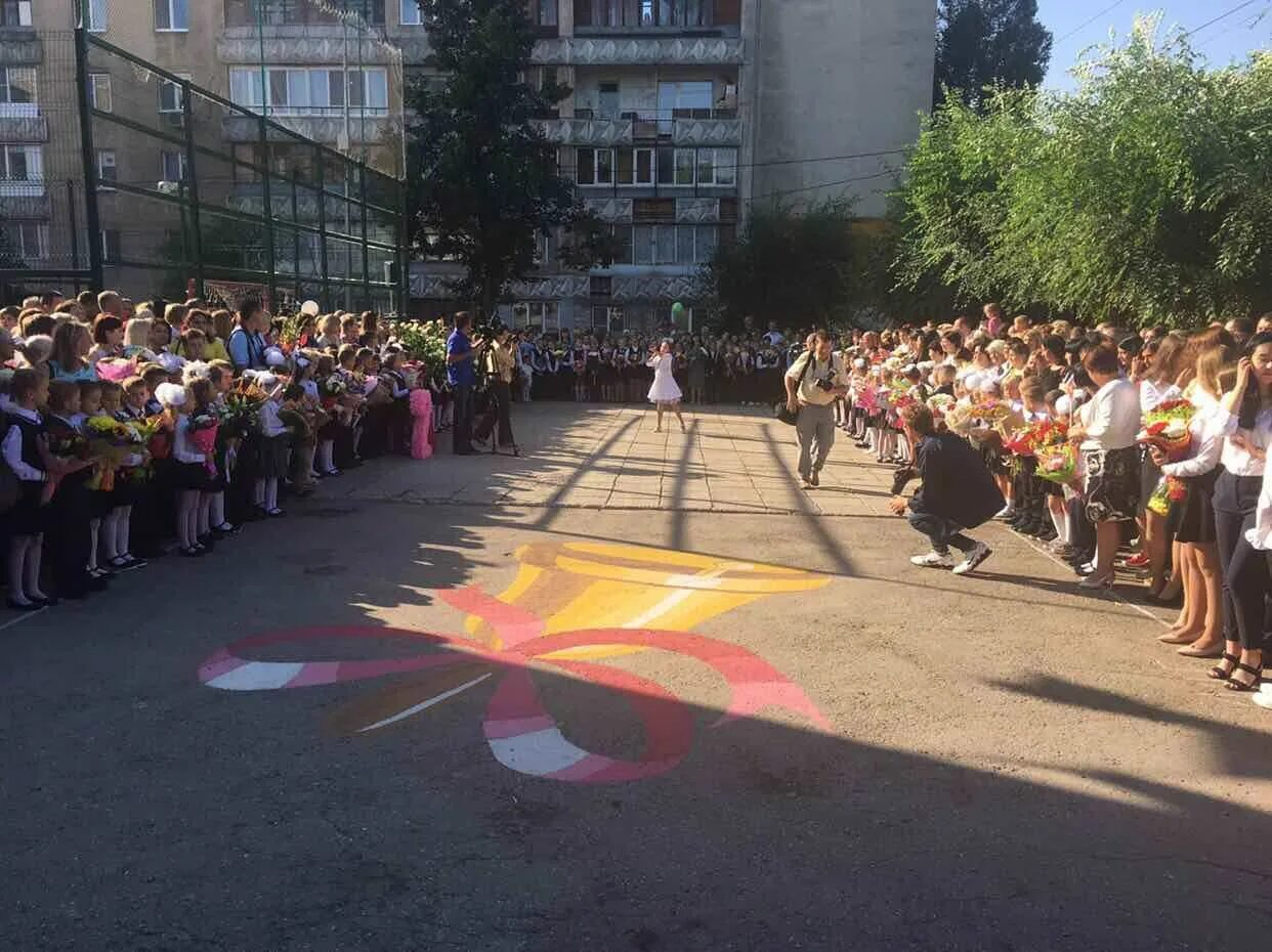 Перспектива гимназия фото Советский внутригородской район - Новости - Поздравили "Гимназия Перспектива" с 