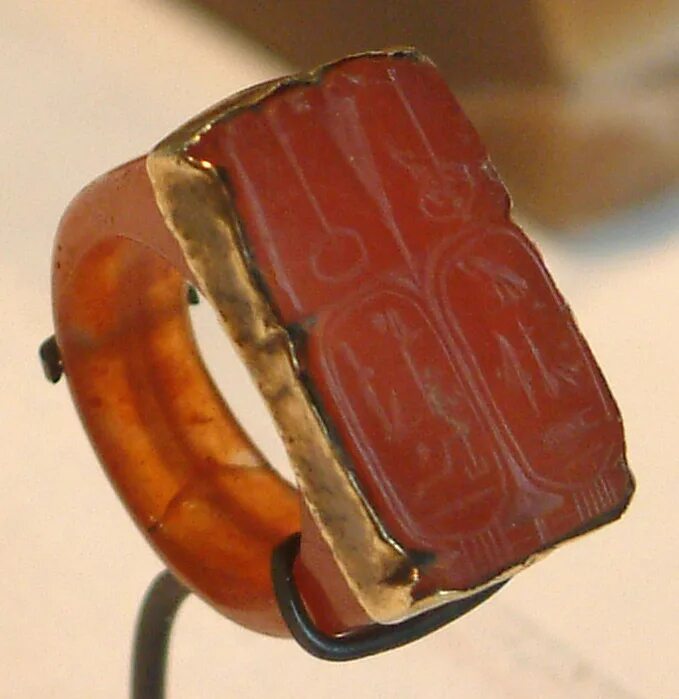 Перстень талисман пушкина фото Файл:Egypte louvre 126 bague.jpg - Википедия