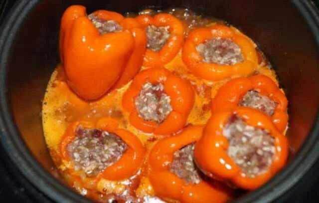 Перцы в мультиварке рецепт с фото Перец фаршированный мясом и рисом в мультиварке редмонд CoffMachines.ru