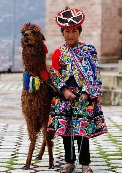 Перу фото костюмы Quechua girl and her lama, Peru Peru, South america, World cultures