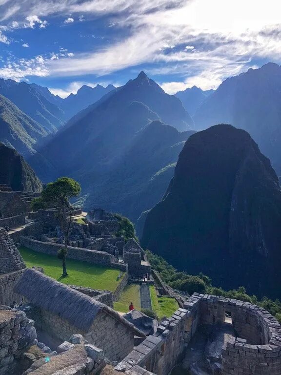 Перу фото природы Caught this view on the way down from Machu Picchu. : pics Macchu picchu, Picchu