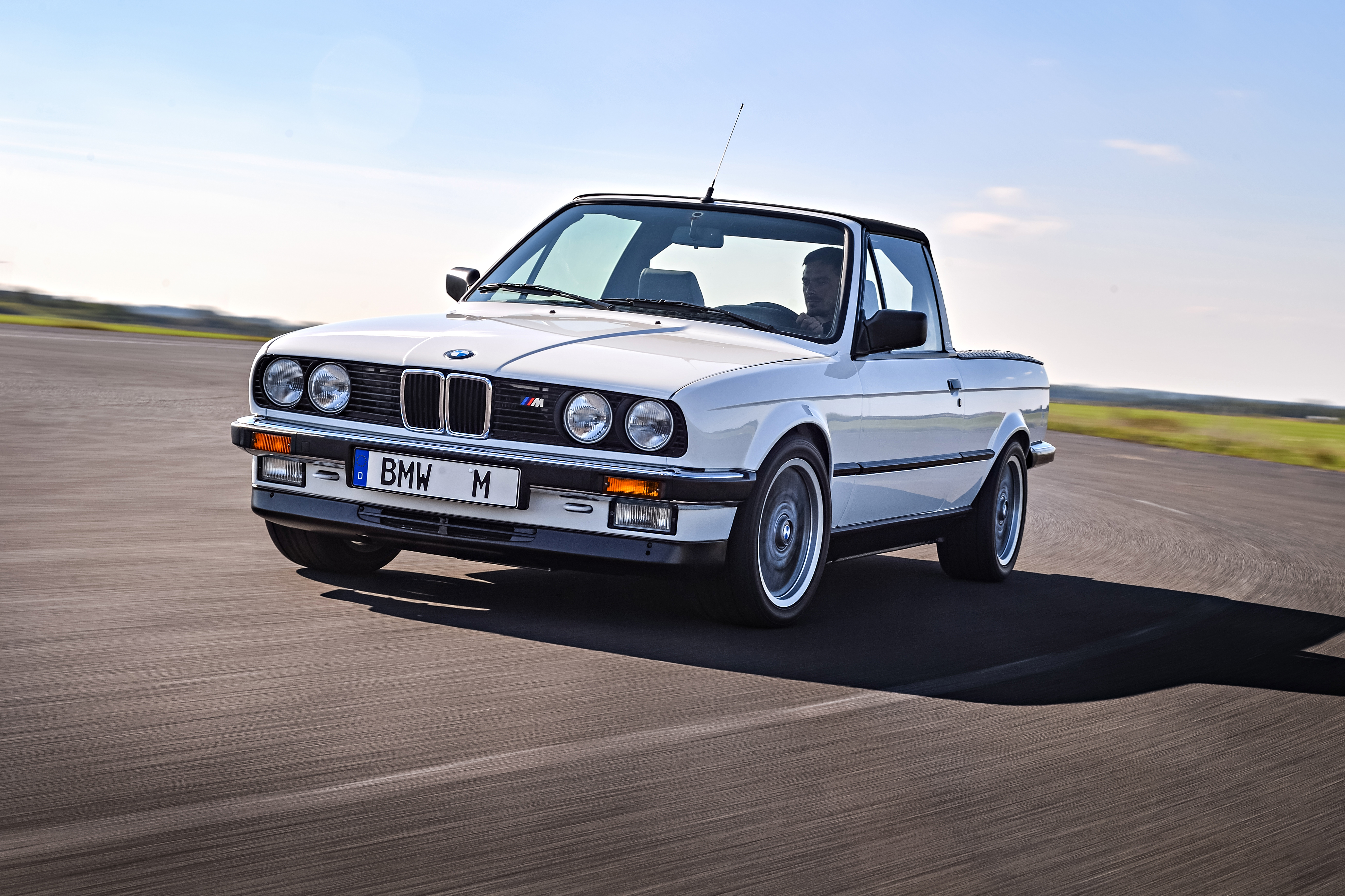 Первая бмв фото bmw-m3-pickup-1986-24 - Paul Tan's Automotive News