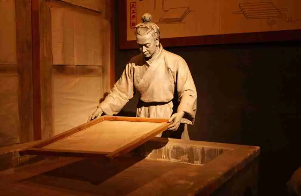 Первая бумага в китае фото What Are Some Ancient Chinese Inventions?(You Must Know)