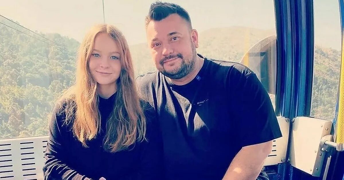 Первая дочка сергея жукова фото Руки вверх. Что известно о семье Сергея Жукова? ADaily Дзен