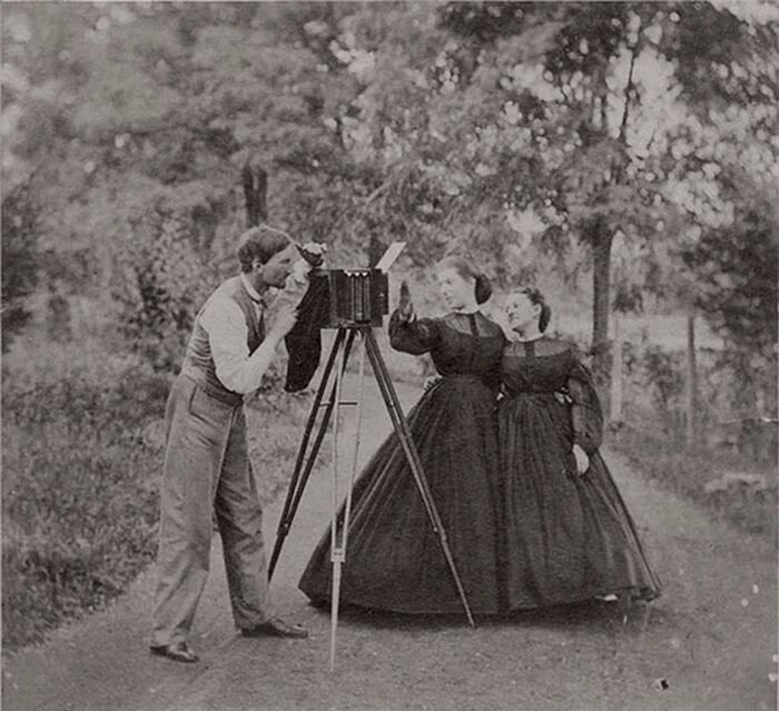 Первая фото в 19 веке 1850s camera Pete would have used Vintage photographs, Old photography, Victoria