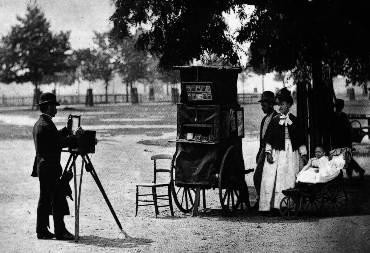 Первая фото в мире Early photojournalism captures life on the streets of Victorian London Postkort,