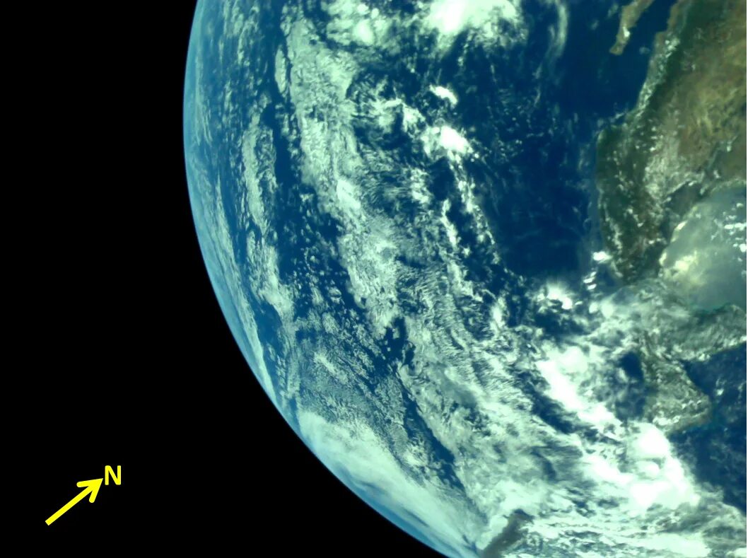 Первая фото земли Chandrayaan-2 Shoots for the Moon, Achieves Lunar Transfer Trajectory Planetary 