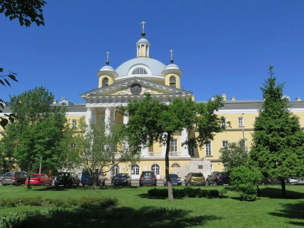 Первая градская больница фото Первая Градская больница: как госклинике развивать внебюджетную деятельность - Б