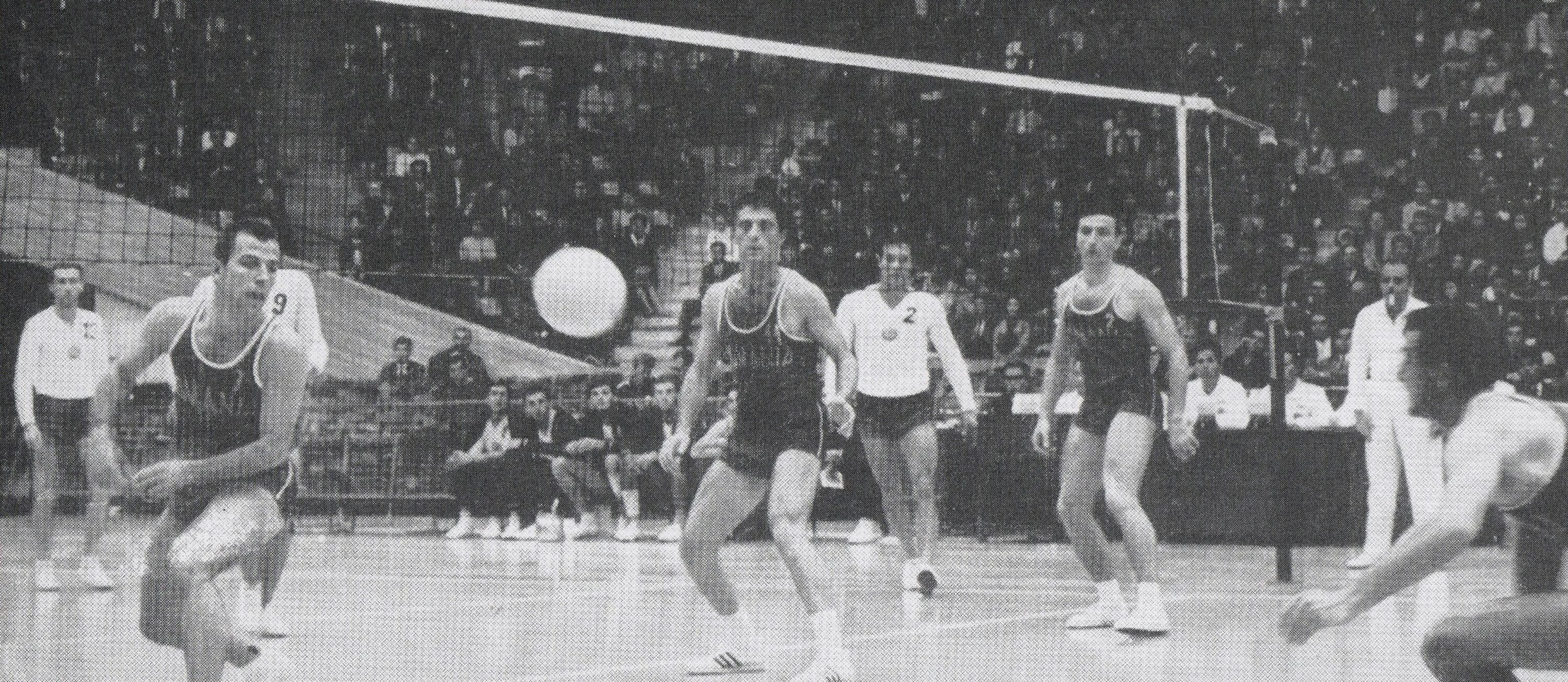 Первая игра волейбол фото Bulgaria's lob surprises the Romanian defense at the Tokyo 1964 Olympic Games