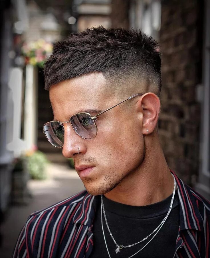 Первая короткая стрижка I like this hairstyle.. #shortmenshairstyles Cortes de pelo para jóvenes, Cortes