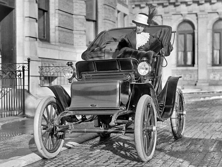 Первая машина фото 1908 Baker Electric Victoria roadster Framed poster art, Vintage photos, Car ima
