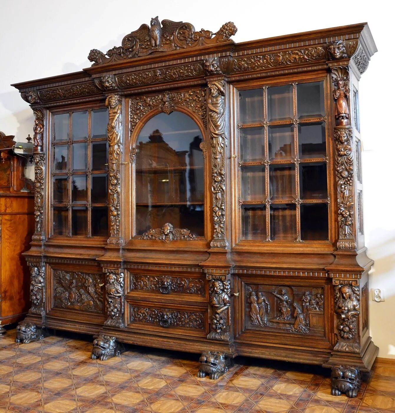 Первая мебель фото Bogata rzeźbiona biblioteka neorenesansowa - Antyki GABI Шэби шик дом, Обновлени