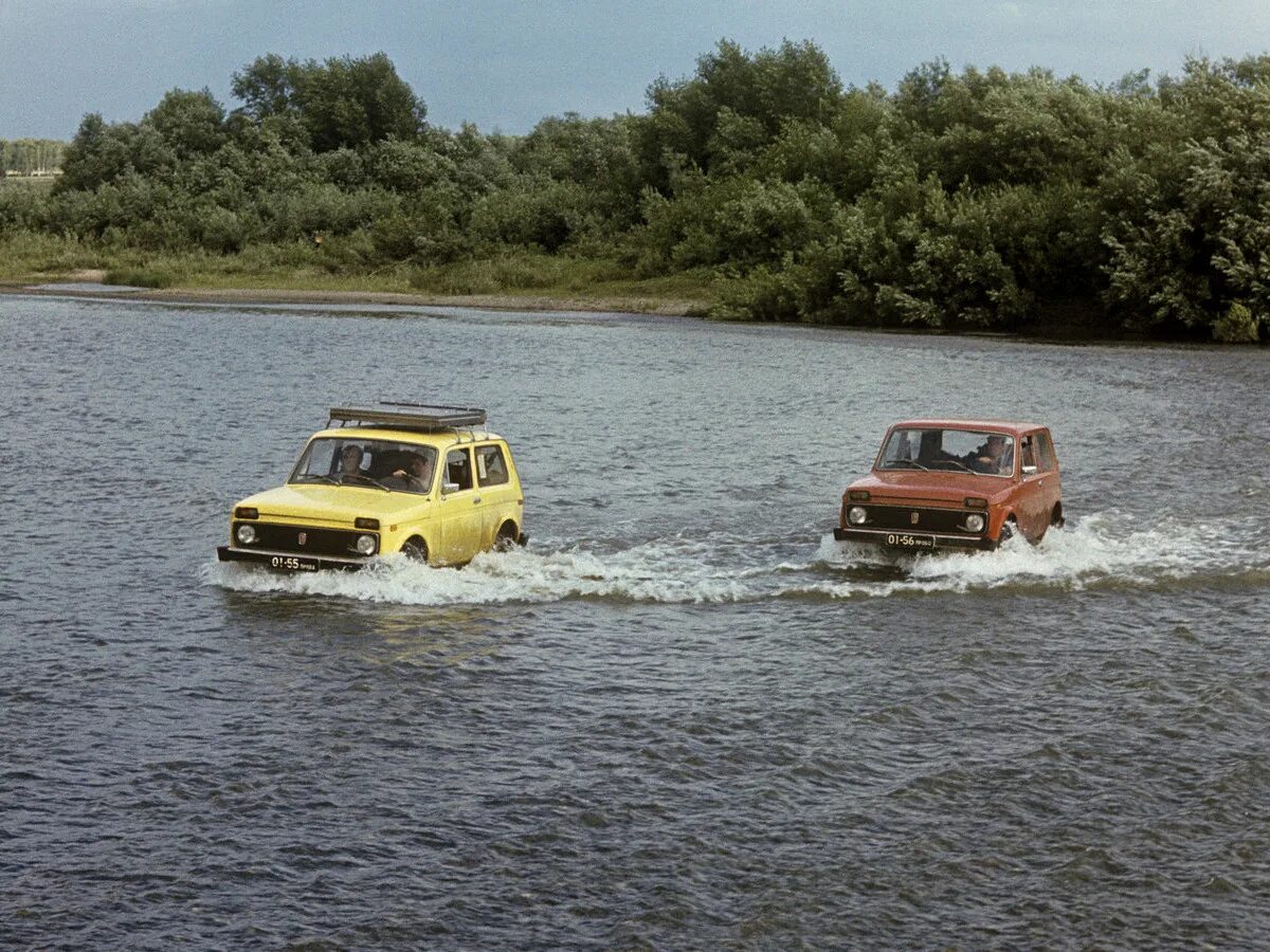 Первая нива 1977 год фото Какой была реклама авто в СССР