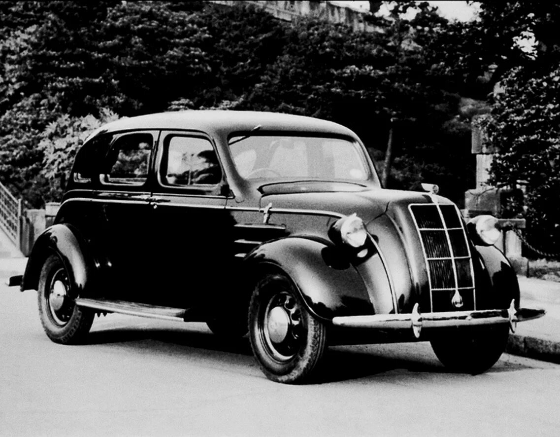 Первая тойота фото British Deal Kickstarted 75 Years Of Toyota - Toyota Media Site