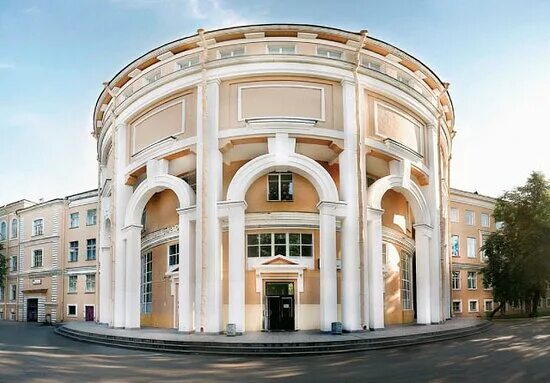 Первый мед фото Отели рядом с Музей ПСПбГМУ им. ак. И.П. Павлова, Санкт-Петербург - Tripadvisor