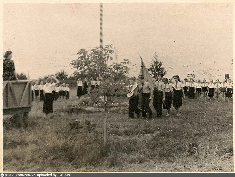 Пионер лагерь завода красный пролетарий фото Пионерлагерь фабрики "Пролетарий" - Retro photos