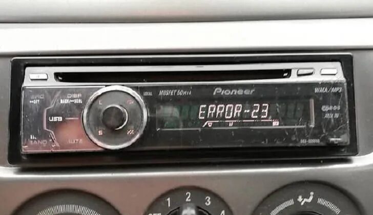 Пионер ошибка 23 при подключении флешки Ошибка 23 на магнитоле pioneer - как исправить, не читает флешку