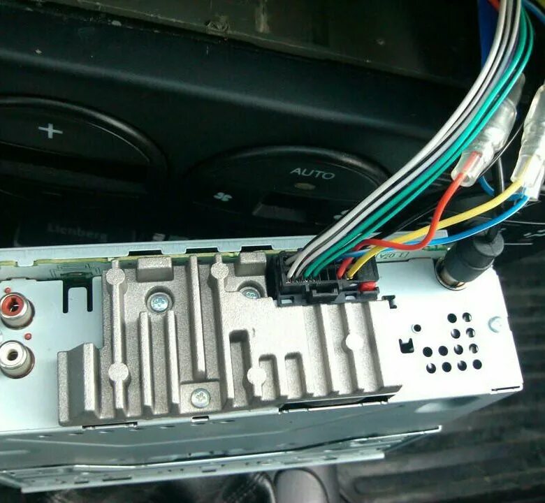 Пионер подключение проводов Pioneer mvh-150ub - купить в Волгограде, цена 1 500 руб., продано 22 июня 2018 -