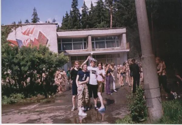 Пионерский лагерь сказка старые фото "Куда уходит детство?" - фоторепортаж из закрытого детского лагеря