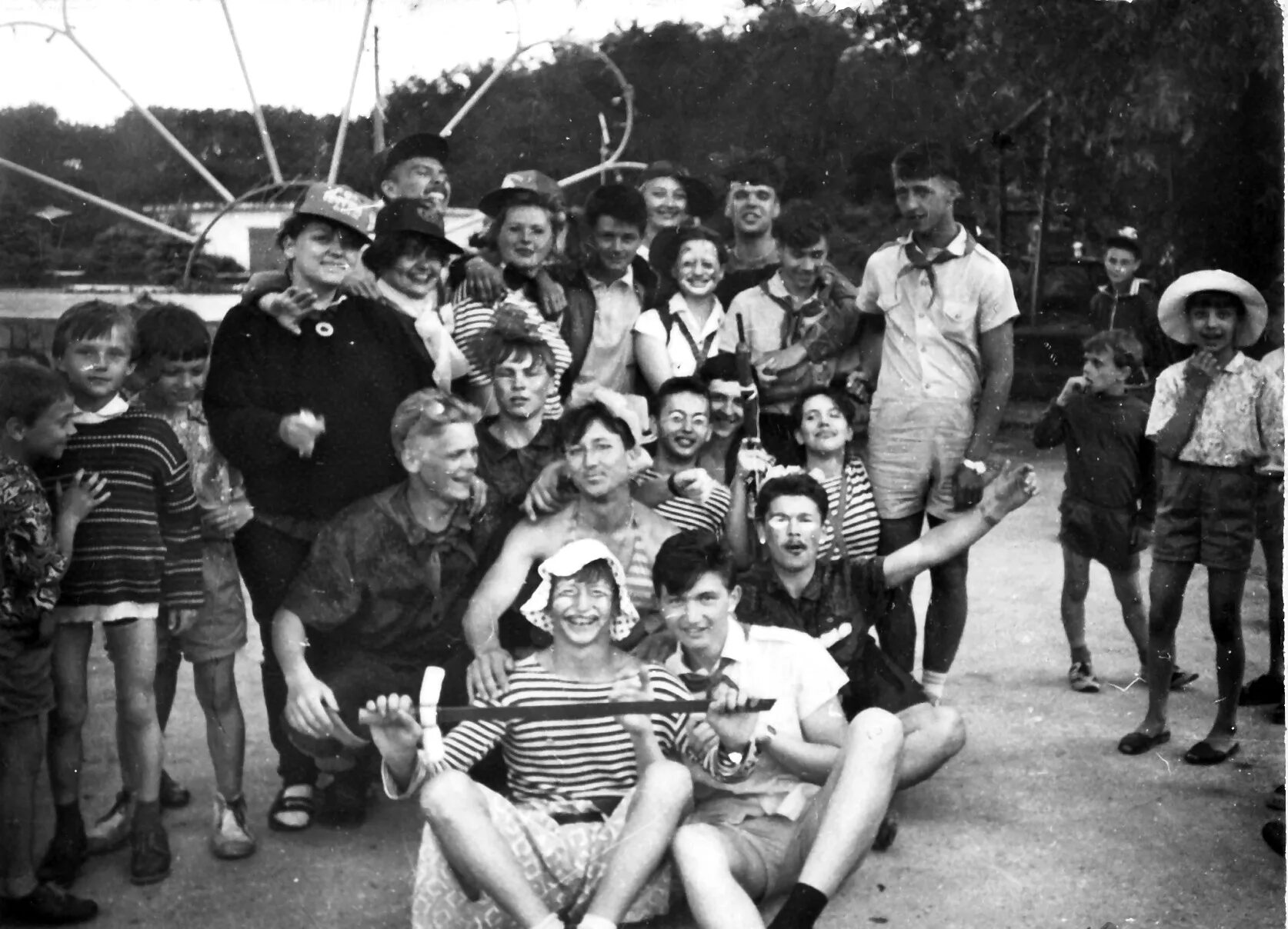 Пионерский лагерь солнечный фото 1993 " Детский оздоровительный лагерь "Солнечный