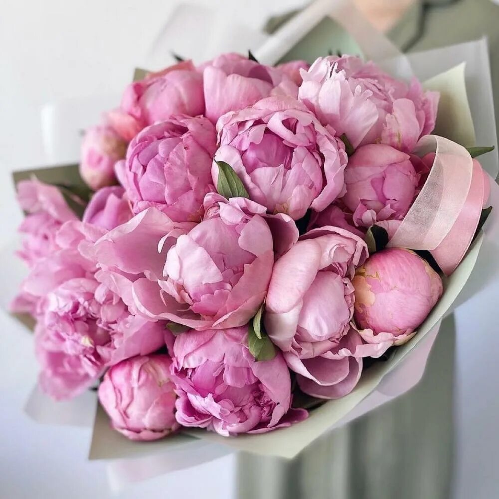 Пионы фото букет хорошего Bouquet of peonies,Cupid, 19500 RUB, delivery in 2 h Flowwow - flower delivery V