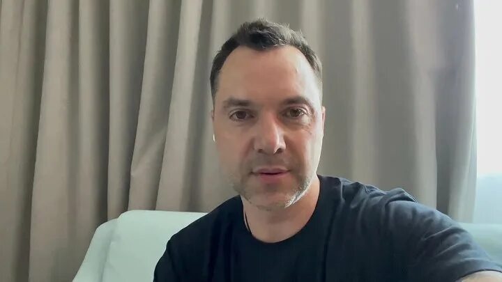 Пипа львов фото депутат Смотрите видео "Арестович прокомментировал историю с парнем из Одессы который пе