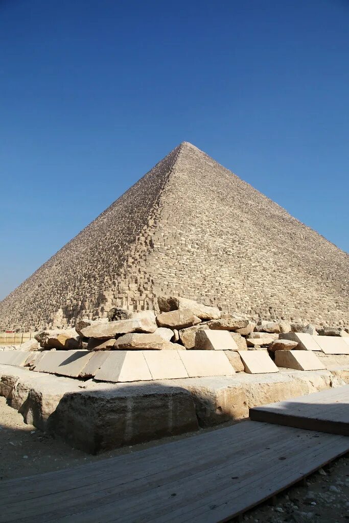 Пирамида хеопса фото снаружи вблизи Pyramid of Khufu, Giza, Egypt エ ジ プ ト.ク フ 王 の ピ ラ ミ ッ ド The Giza Necr. Flickr