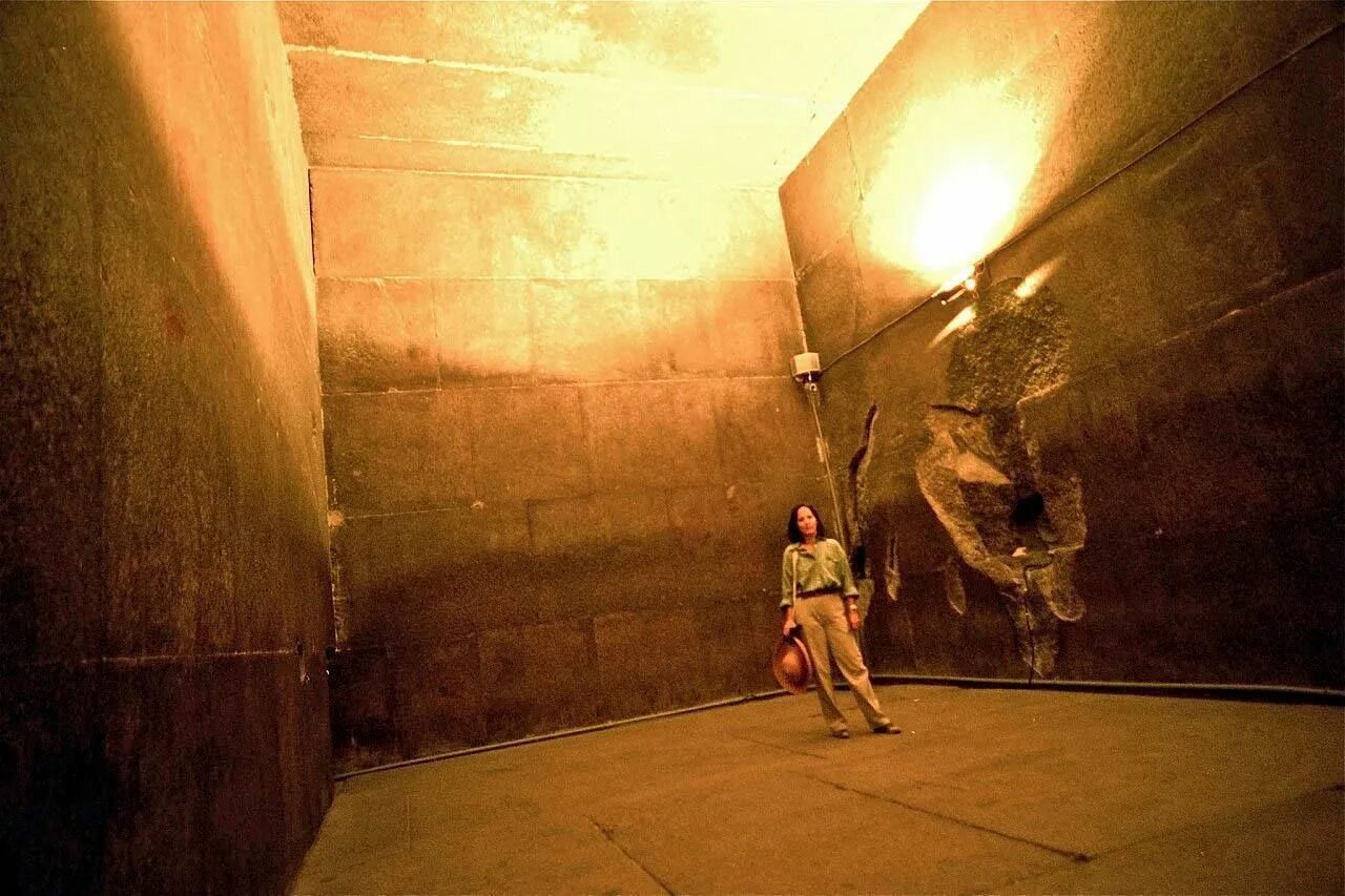 Пирамида хеопса фото внутри и снаружи Interior of the King's Chamber, posted on Megalith Research on FB Pyramids, Egyp