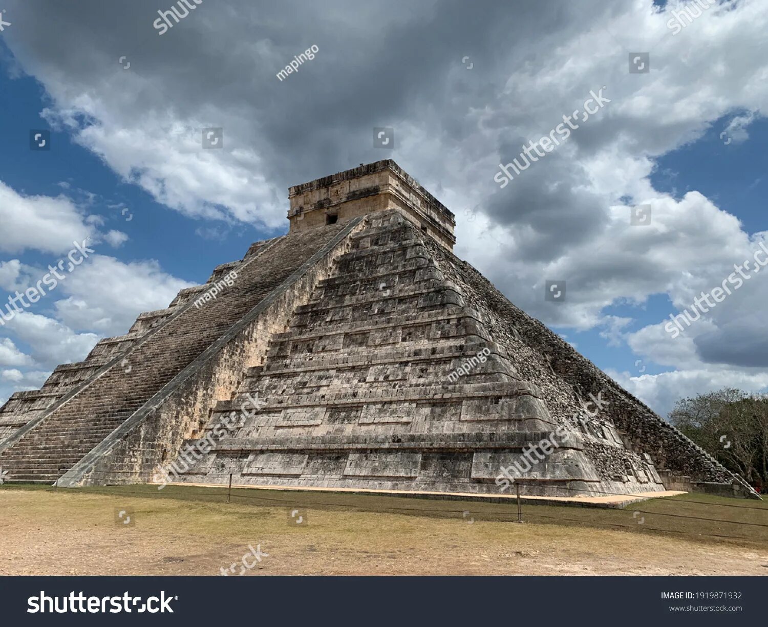 Пирамида майя фото Портфолио фотографий и изображений автора mapingo Shutterstock для авторов