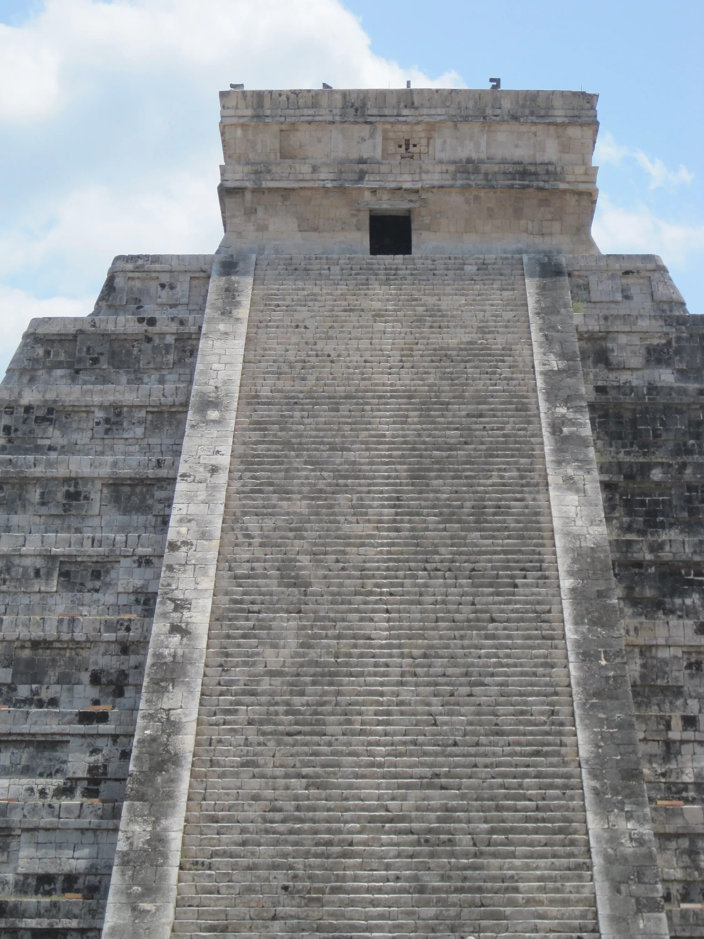 Пирамида майя фото Free Images : monument, travel, tower, pyramid, landmark, mayan, memorial, templ