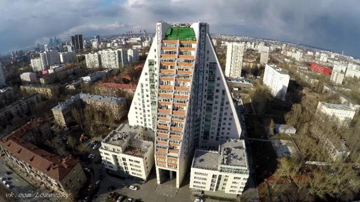 Пирамида ул имени м горького 25 фото Дом пирамида в москве - Фото