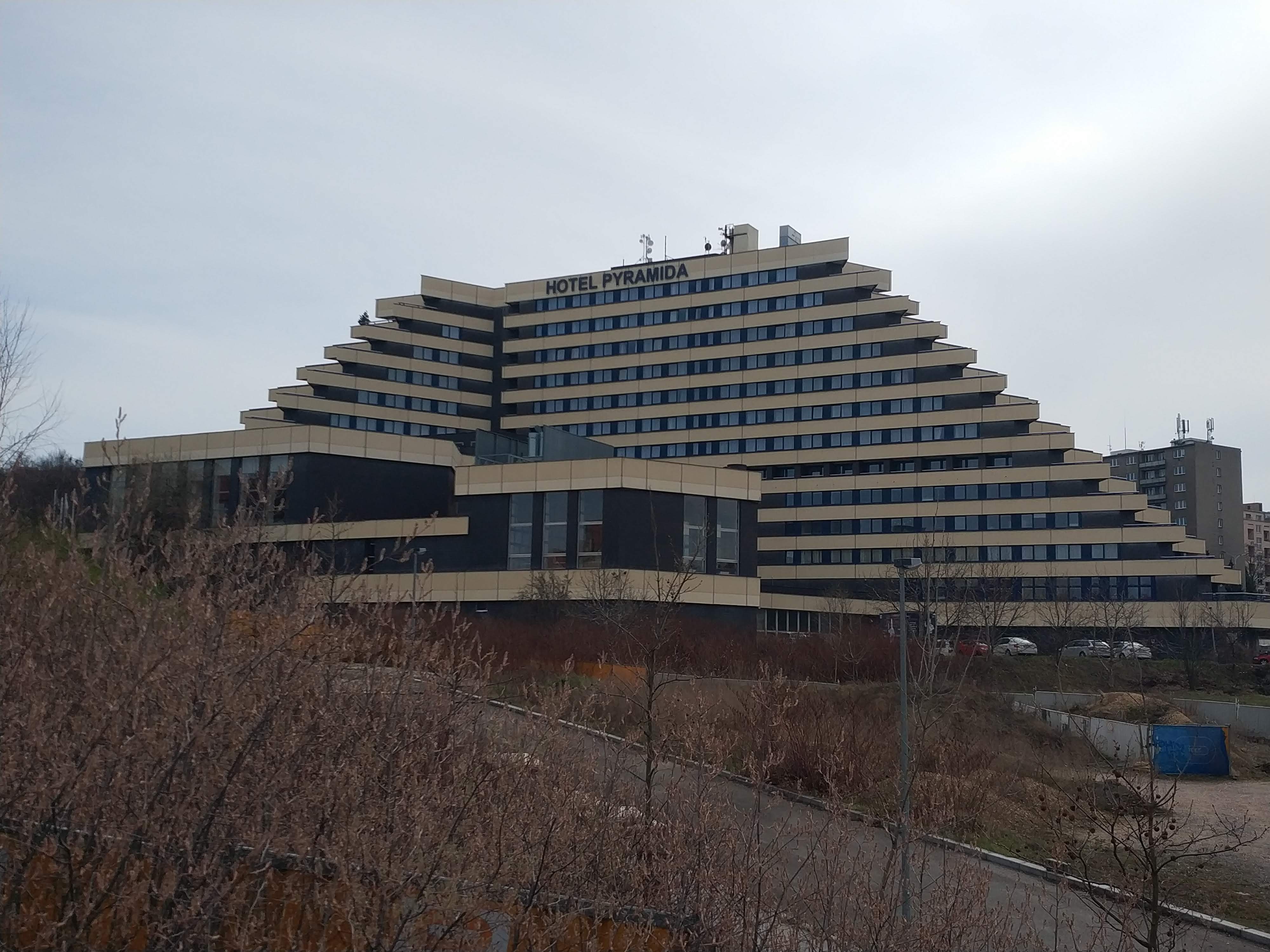 Пирамида ул имени м горького 25 фото File:Hotel Pyramida (028).jpg - Wikimedia Commons