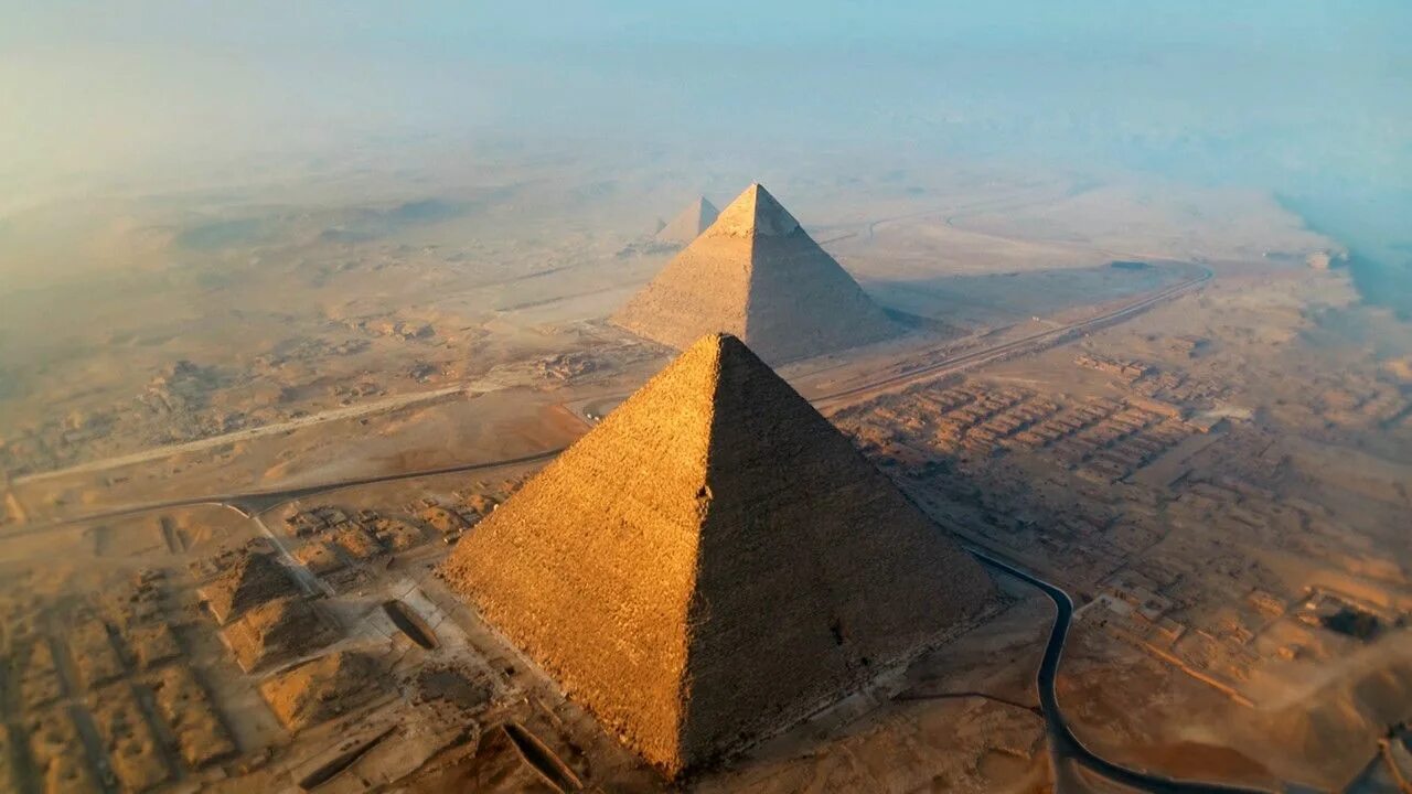 Пирамиды с самолета фото Magnificent Egypt Photos - Egypt From Above - National Geographic Channel - Midd