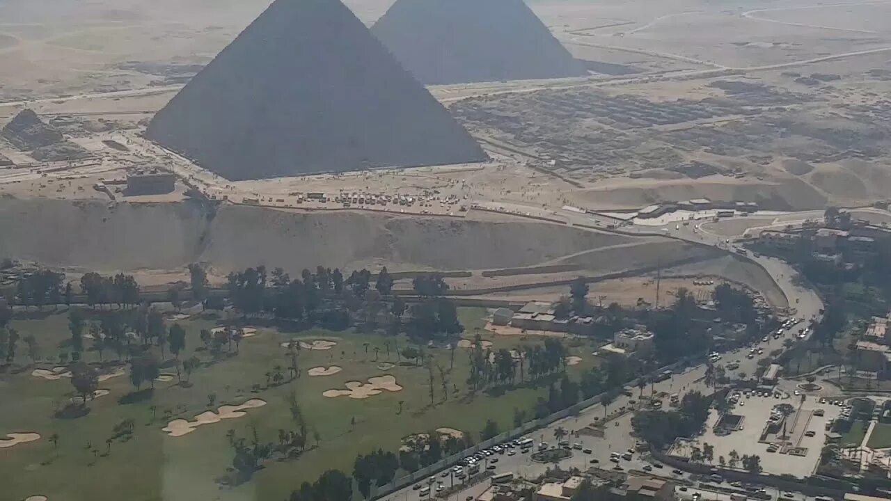 Пирамиды с самолета фото Египетские пирамиды с высоты птичьего полета/Egyptian pyramids from a bird's fli
