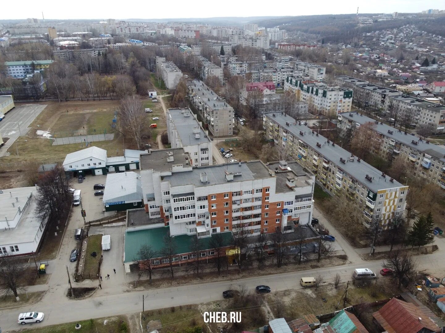 Пиранья ул маршала кошевого 7 фото Вид сверху на ул. Олега Кошевого 7 - апрель 2021 года