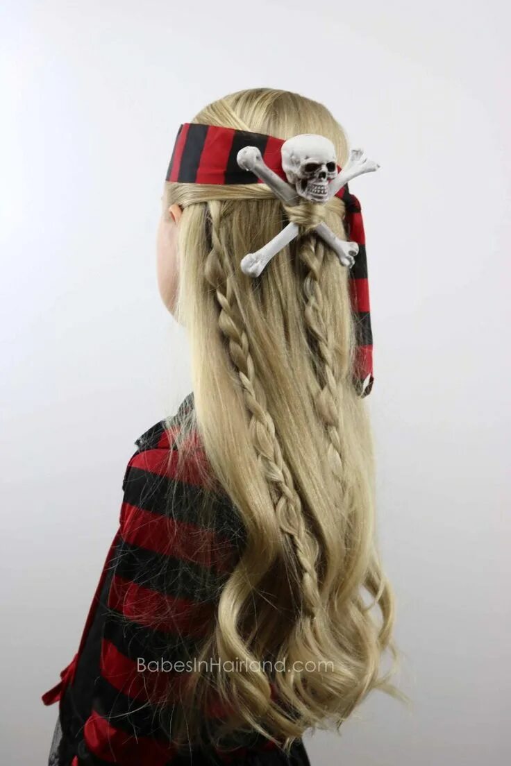 Пиратская прическа для девочки Skull & Crossbones Pirate Hair Halloween Hairstyle - Babes In Hairland Pirate ha