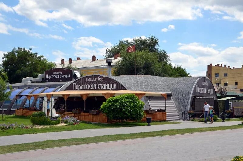 Пиратская станция ул максима горького 4а фото Cafe -bar `Pirate Station` editorial photo. Image of embankment - 105589081