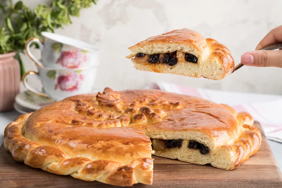 Пирог без начинки с фото Дрожжевой пирог с начинкой из сухофруктов - Zira.uz