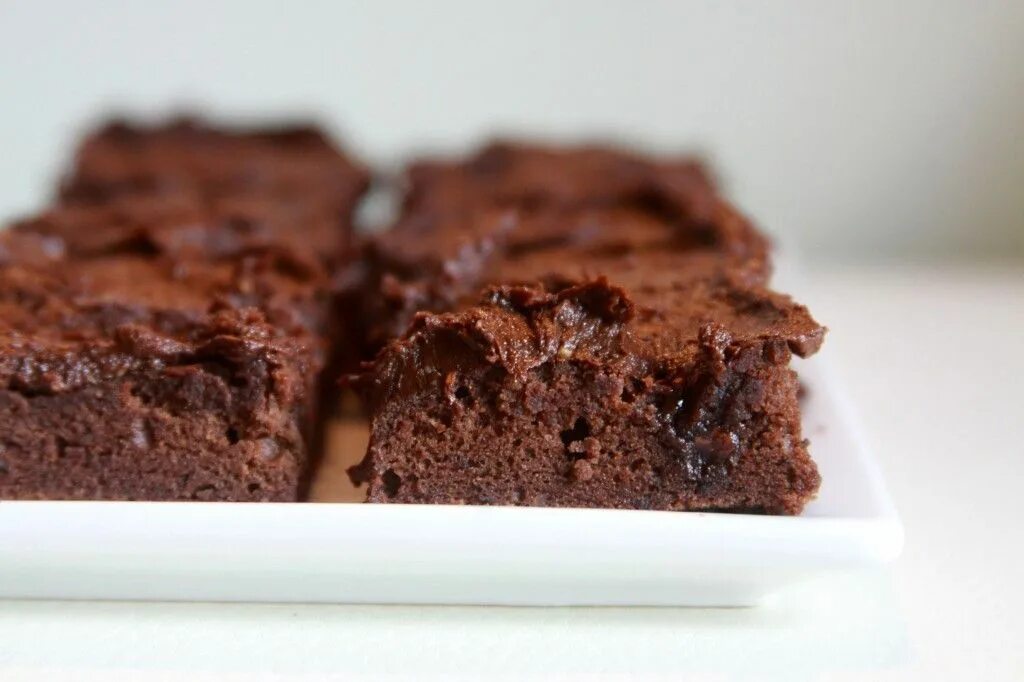 Пирог брауни фото #healthybrowniesHealthy_Brownies_2 Avocado frosting, Healthy brownies, Peanut bu