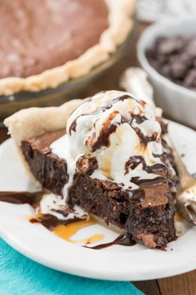 Пирог брауни фото The BEST Brownie Pie Recipe Best brownies, Desserts, Brownie pie
