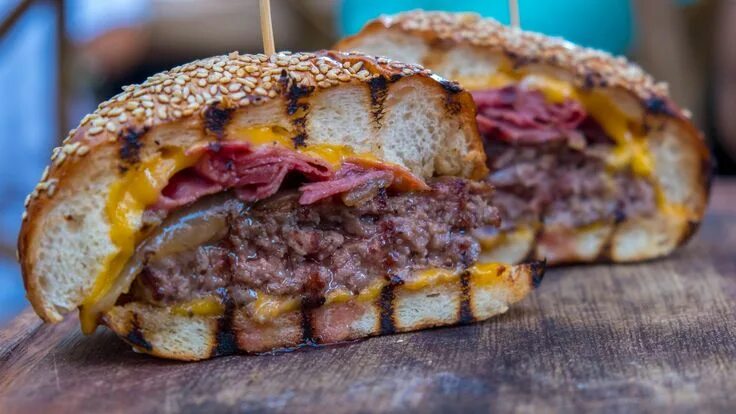 Пирог чизбургер фото I Ate Nurs-Et Burger from SaltBae in Instanbul Food, Foodie, Yummy food