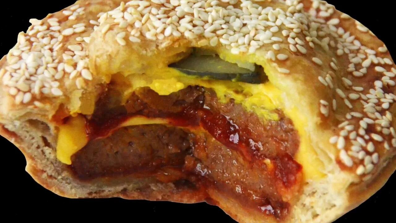 Пирог чизбургер фото Pie Face Double Cheeseburger Pie - YouTube