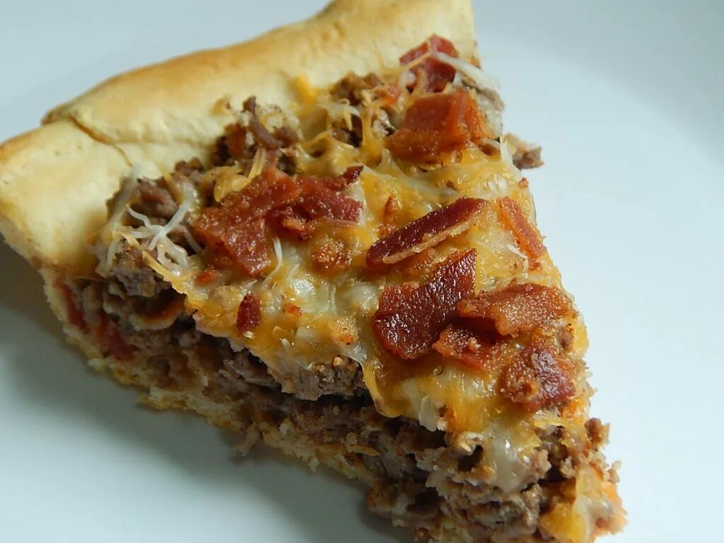 Пирог чизбургер фото Bacon cheeseburger pie - Drizzle Me Skinny! Recipe Food, Recipes, Cheeseburger p