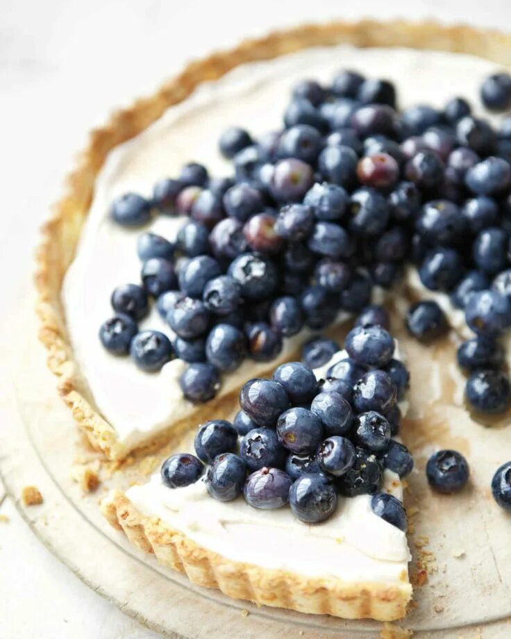 Пирог голубика с фото Blueberry-Ricotta Tart Recipe Desserts, Healthy fruit desserts, Tart recipes