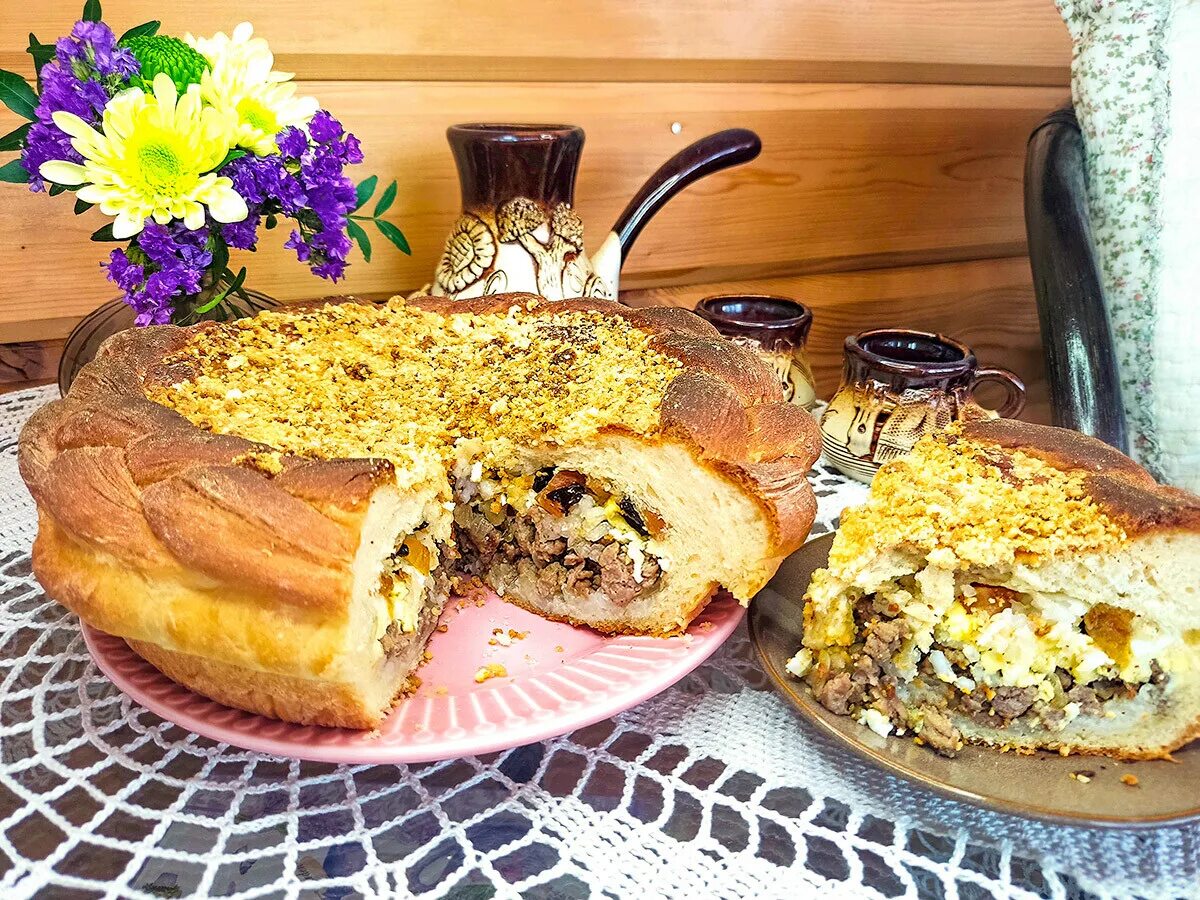 Пирог губадия фото How to bake the multi-layered wedding Tatar pie 'Gubadiya' (RECIPE) - Russia Bey