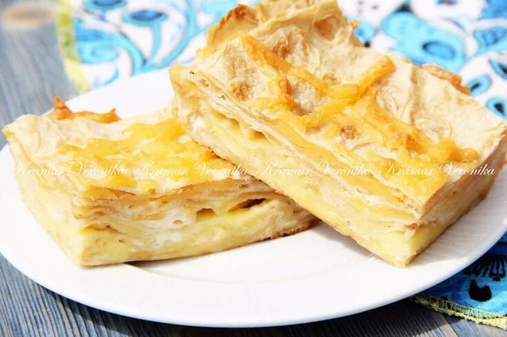 Пирог из лаваша с фото пошагово Пирог из лаваша с сыром Тонкий лаваш, как палочка-выручалочка. Из него можно и р