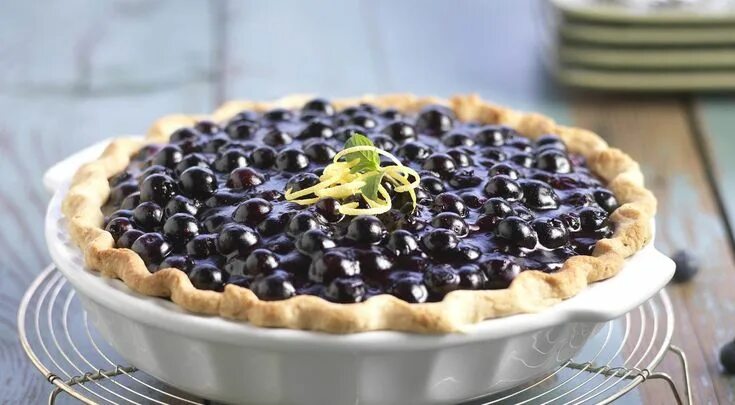 Пирог из паслена черного рецепт с фото Blueberry Pie with Lemon Pastry Driscoll's Recipe Lemon tart recipe, Lemon blueb