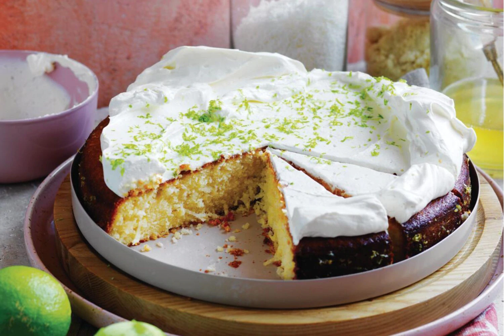 Пирог из йогурта с фото Coconut yoghurt cake Recipe Yoghurt cake, Amazing cakes, Almond recipes