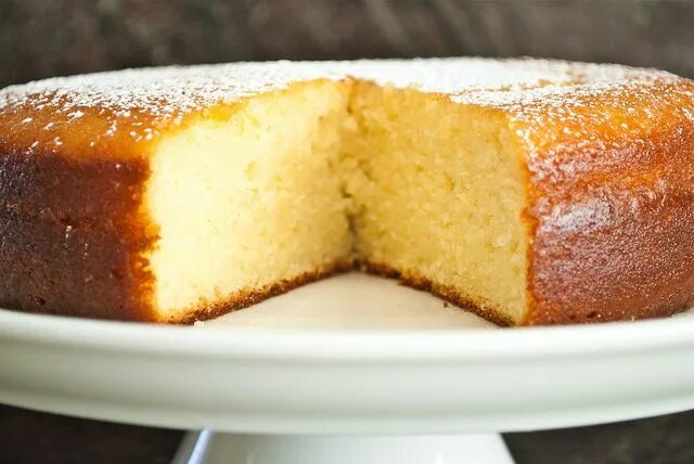 Пирог из йогурта с фото lemon yogurt cake Yogurt cake, Desserts, Lemon yogurt cake