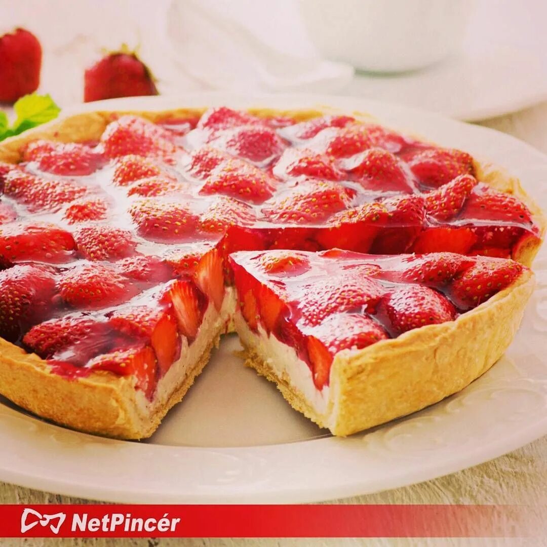 Пирог клубника фото Az eper mindenek felett! :) #netpincer #fini #fincsi #finom #mutimiteszel #mutim